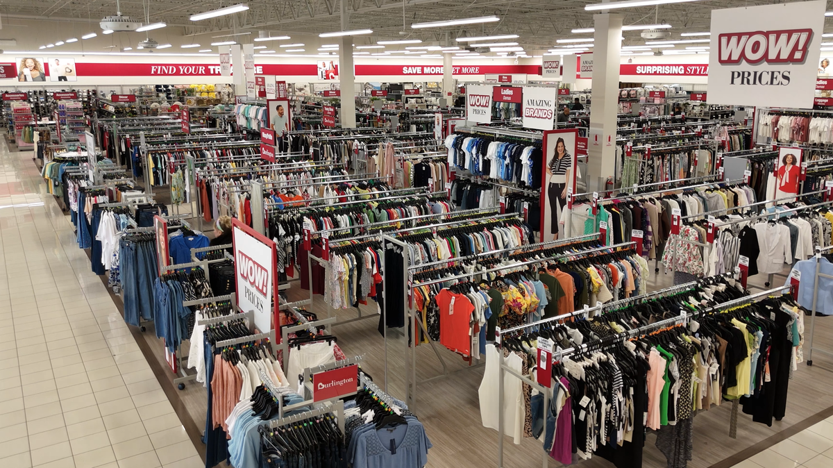 Burlington is now hiring for a new Myrtle Beach location.