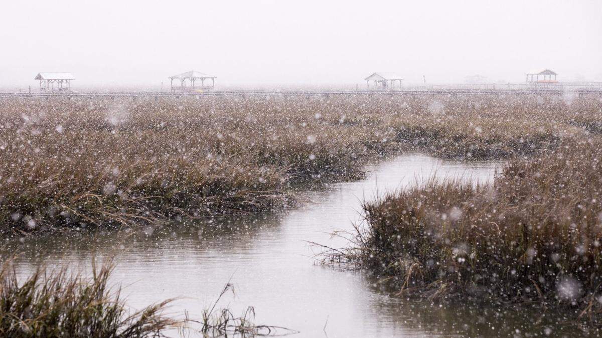 Snow begins falling in Pawley’s Island on Wednesday afternoon. File photo from Jan. 3, 2018.