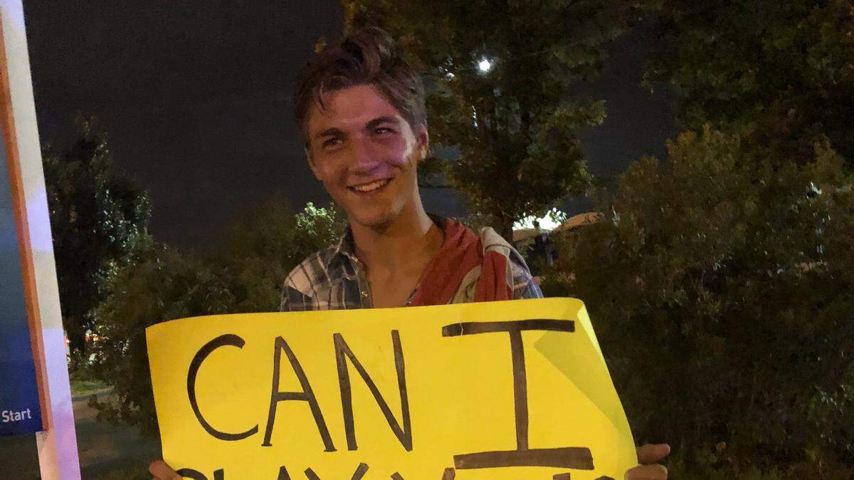 Carolina Forest High School student Noah Moran, 17, got the chance to play guitar with Keith Urban on Saturday.