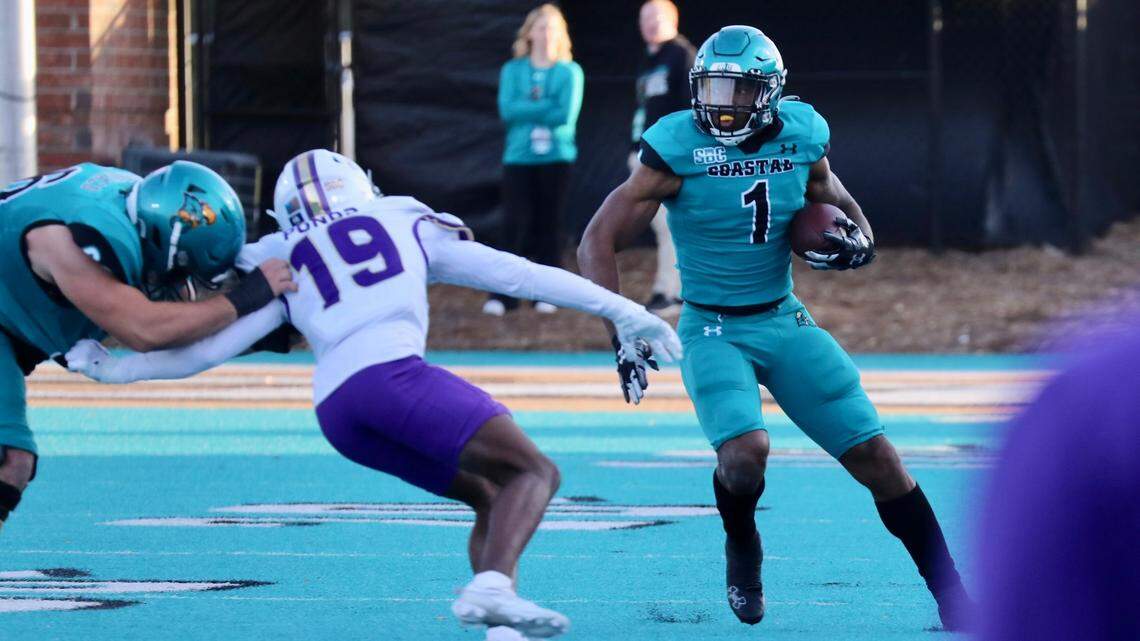 James Madison blows out Coastal Carolina. Why CCU’s quarterback situation matters
