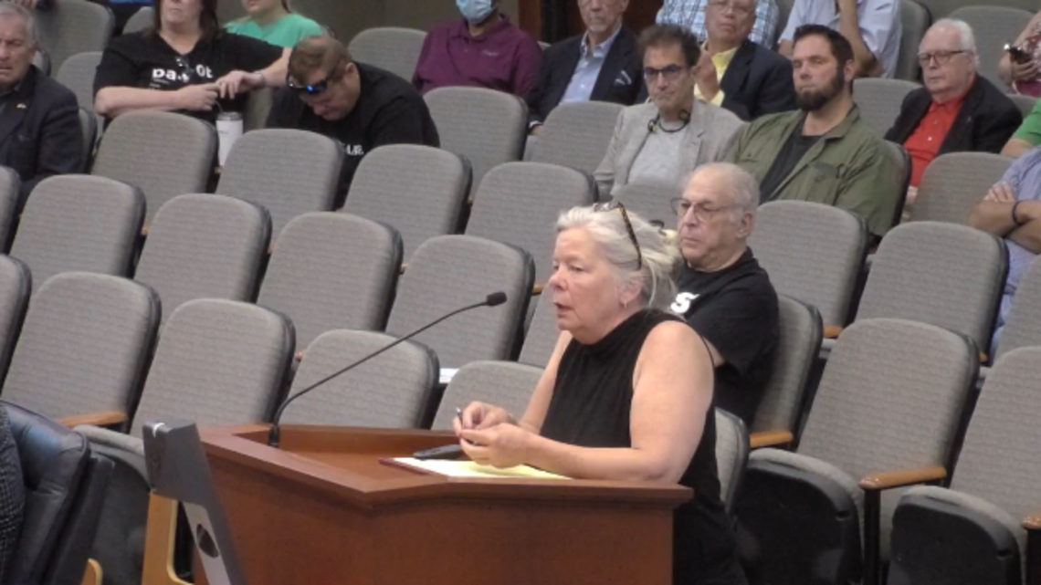 Violation? What speech will be allowed at Horry County Council meetings?