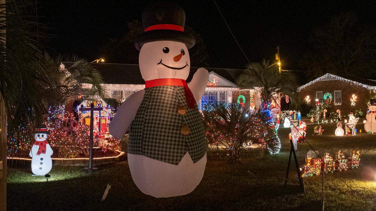 Many homes along Sessions Street in Conway are decorated for the Christmas Holidays. November 25, 2022.