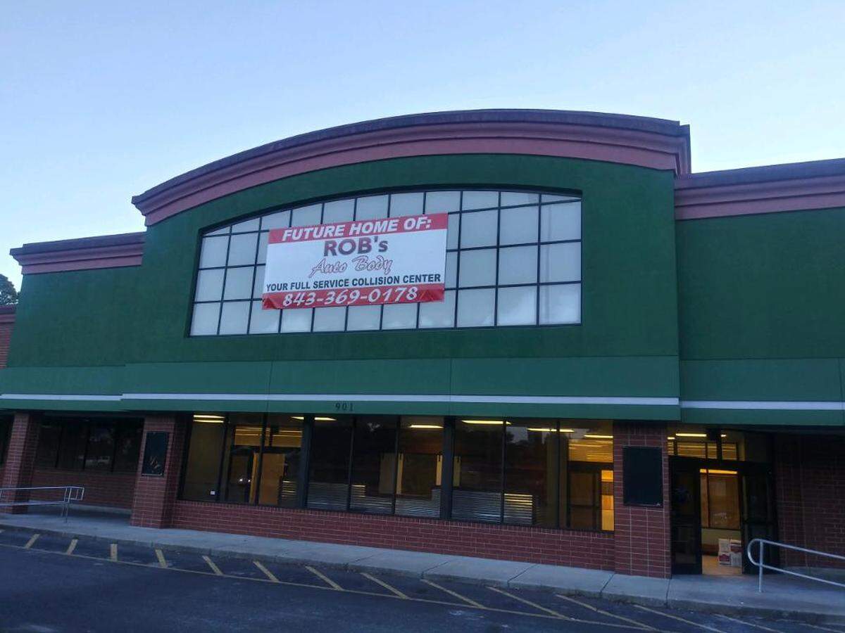 The family-owned Rob’s Auto Body recently moved to a former supermarket location at 901 Church Street in Conway.