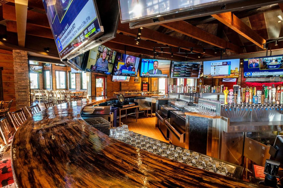 Twin Peaks restaurant and bar will open at the Myrtle Beach Mall on Monday, Nov. 22. The restaurant will feature more than 75 TVs, a Topgolf simulator suite and a cigar garage. It is in the space previously occupied by the Islamorada Fish Company restaurant, which closed in 2017.Nov. 16, 2021.