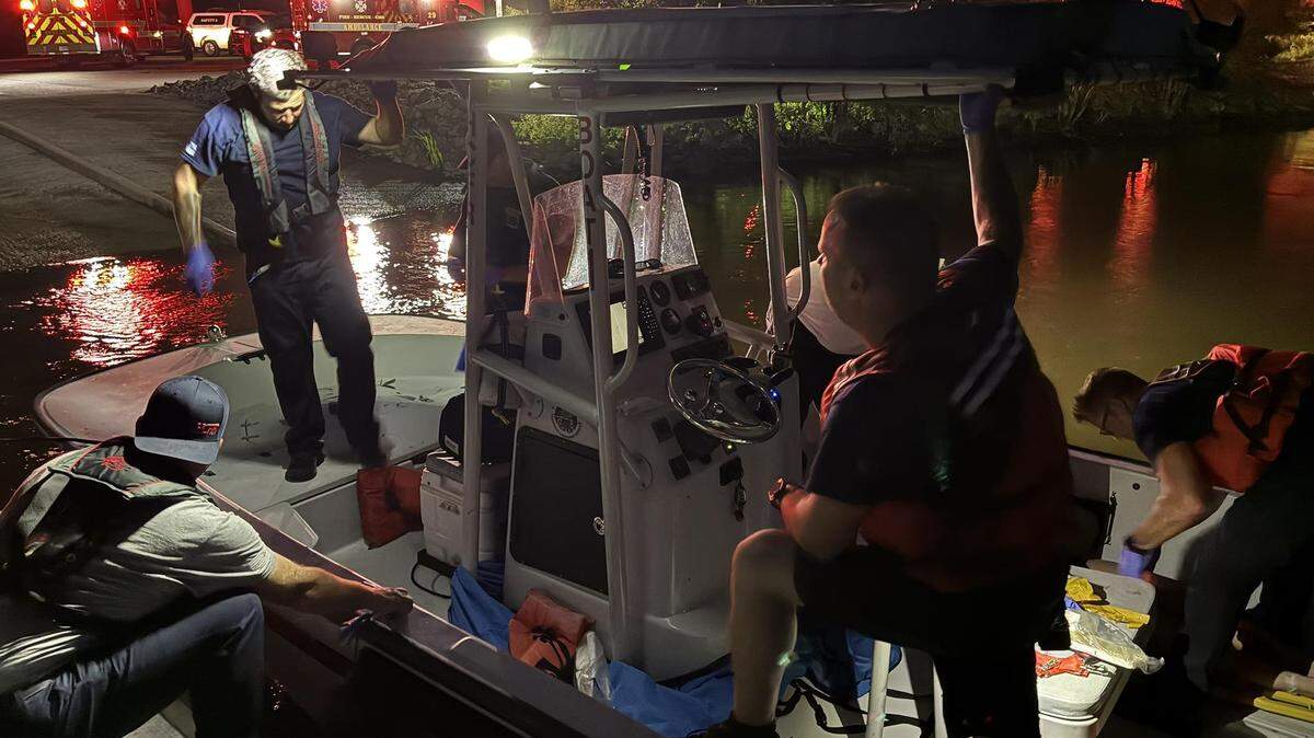 South Carolina Department of Natural Resources has arrested a man for a boating crash that took place in Horry County along the Pee Dee River on July 13, 2025. The man is alleged to have been intoxicated when he ran the vessel ashore, injuring two people.