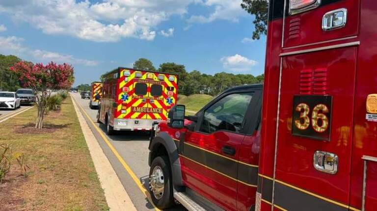Horry County police officer among 4 taken to hospital after 3-vehicle crash