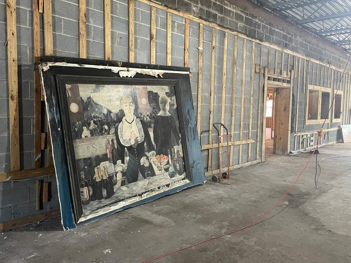 The popular Myrtle Beach restaurant and art gallery Collector’s Cafe was damaged by a fire in 2020 and had to be gutted. Recently, owner Thomas Davis began its reopening with an art gallery in a unit next door.