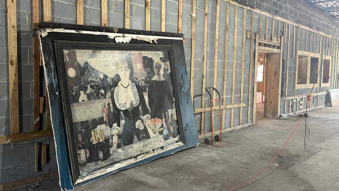A beloved Myrtle Beach restaurant burned down in 2020. A new art gallery heralds its return