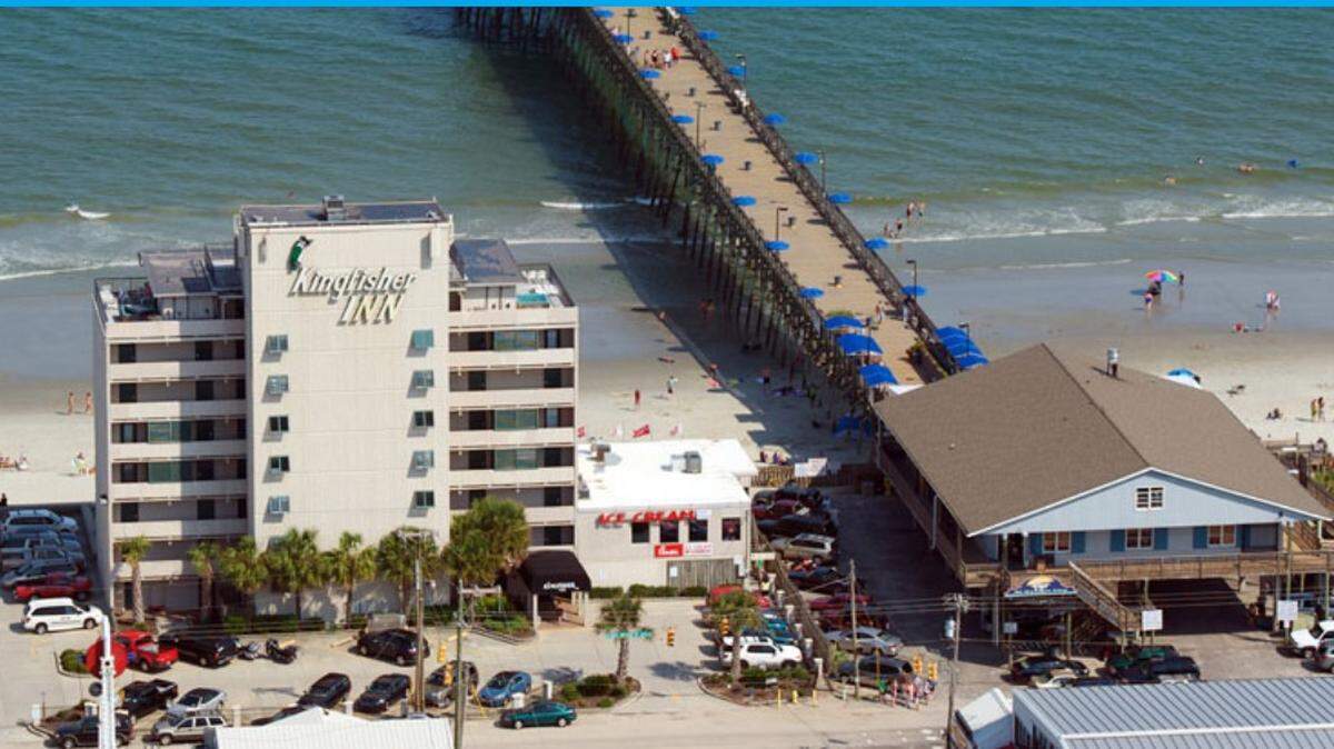 The Kingfisher Inn in Garden City has temporarily closed after an engineer found structural issues with the building. The hotel was evacuated and guests were notified. The hotel will be closed through April 11.