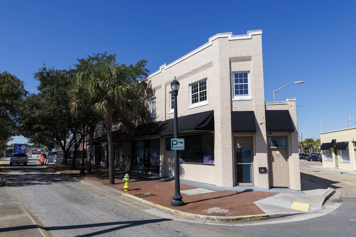 Winna’s Kitchen used to lease space at 819 Main St. On Friday, Oct. 17, some equipment sat in the former location.
