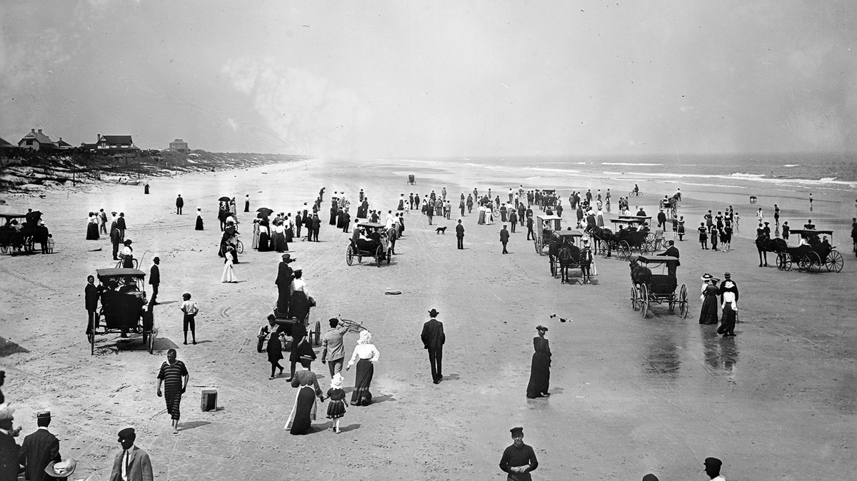 from https://findingfloridapodcast.com/episodes/episode-3a-the-wheels-of-daytona-beach-preview/