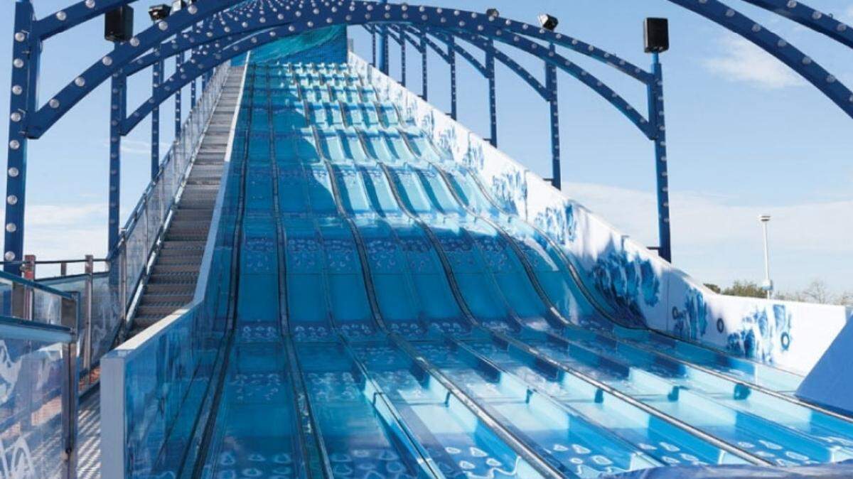 A picture of the slide included in the lawsuit