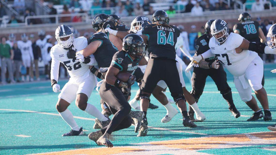 QB Ethan Vasko benched again for a spell as Coastal Carolina falls to Georgia Southern
