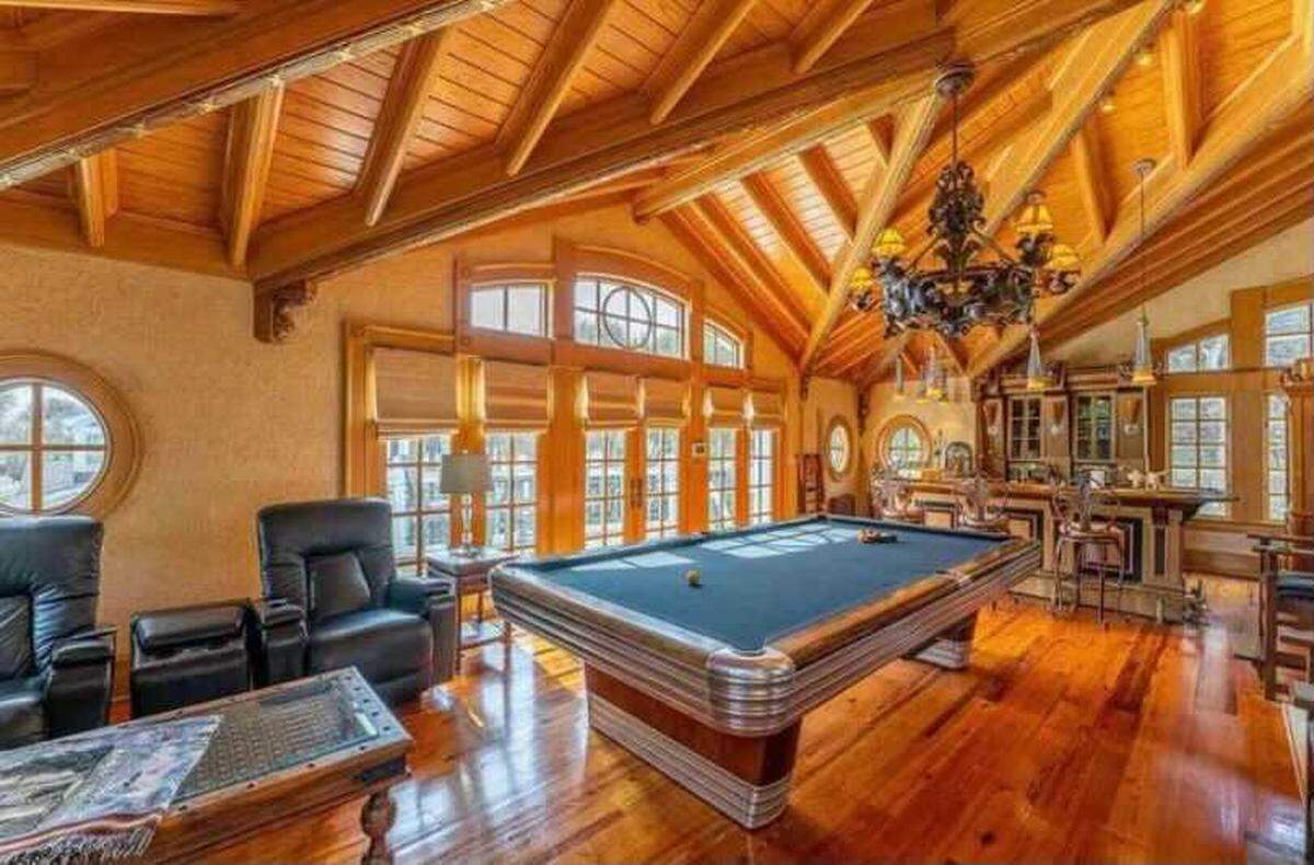 A nearly $3 million home located on “The Golden Mile” is for sale in Myrtle Beach.