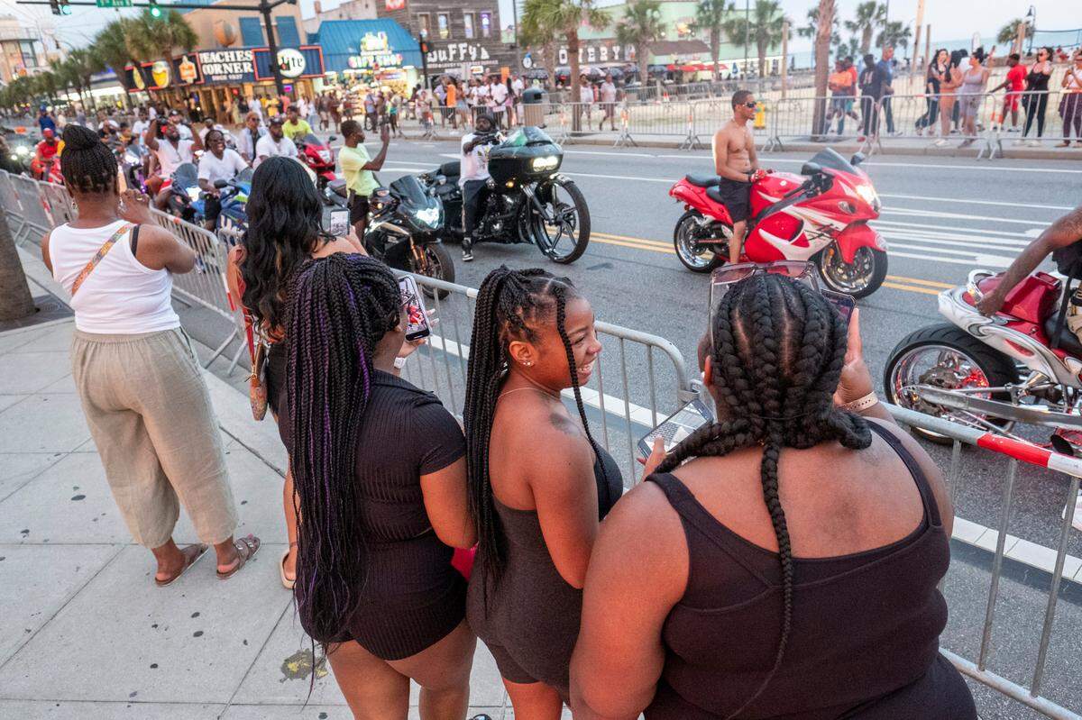 Atlantic Beach Bikefest’s return to the Myrtle Beach area combined with the holiday weekend tourists resulted in a packed Ocean Boulevard in Myrtle Beach on Saturday night of Memorial Day weekend 2022.May 28, 2022.
