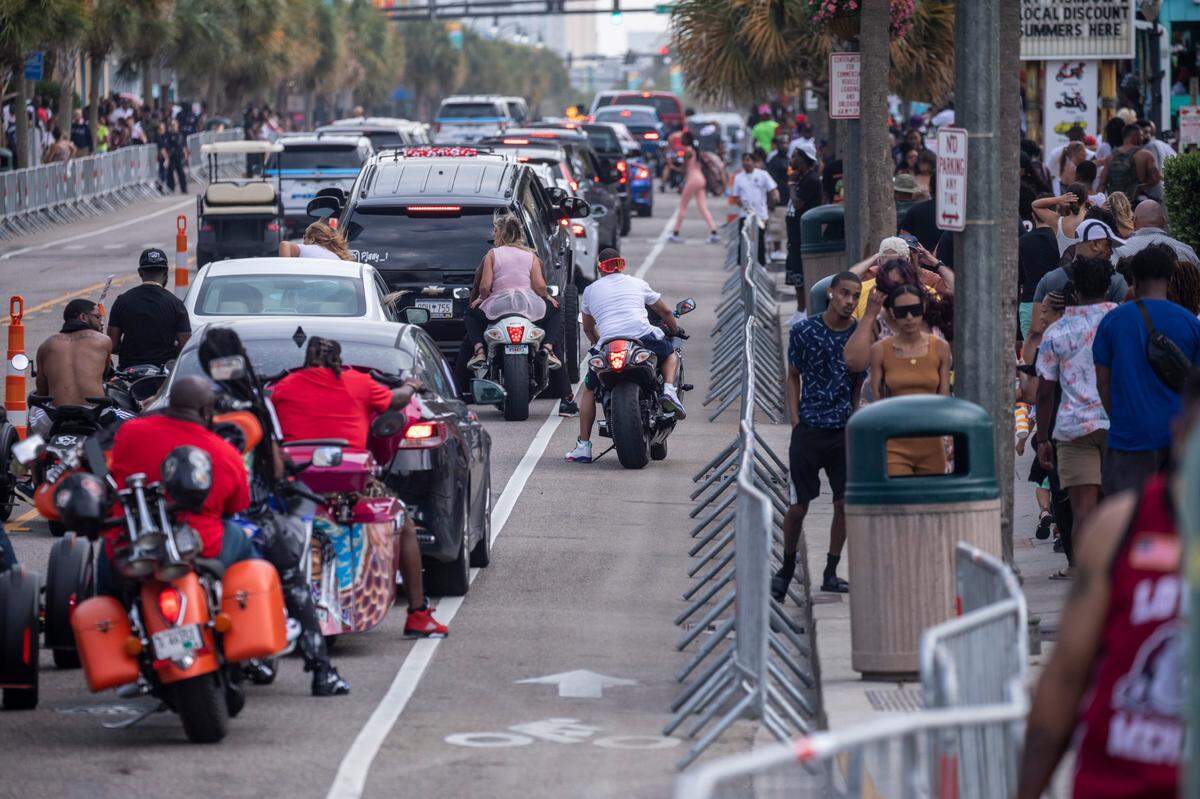 Ocean Boulevard was restricted to one way traffic creating a miles long jam in Downtown Myrtle Beach. On boats, beaches and the boulevards, tourists and residents enjoy the first days of the summer season on the Grand Strand during Memorial Day weekend 2021. May 29, 2021.