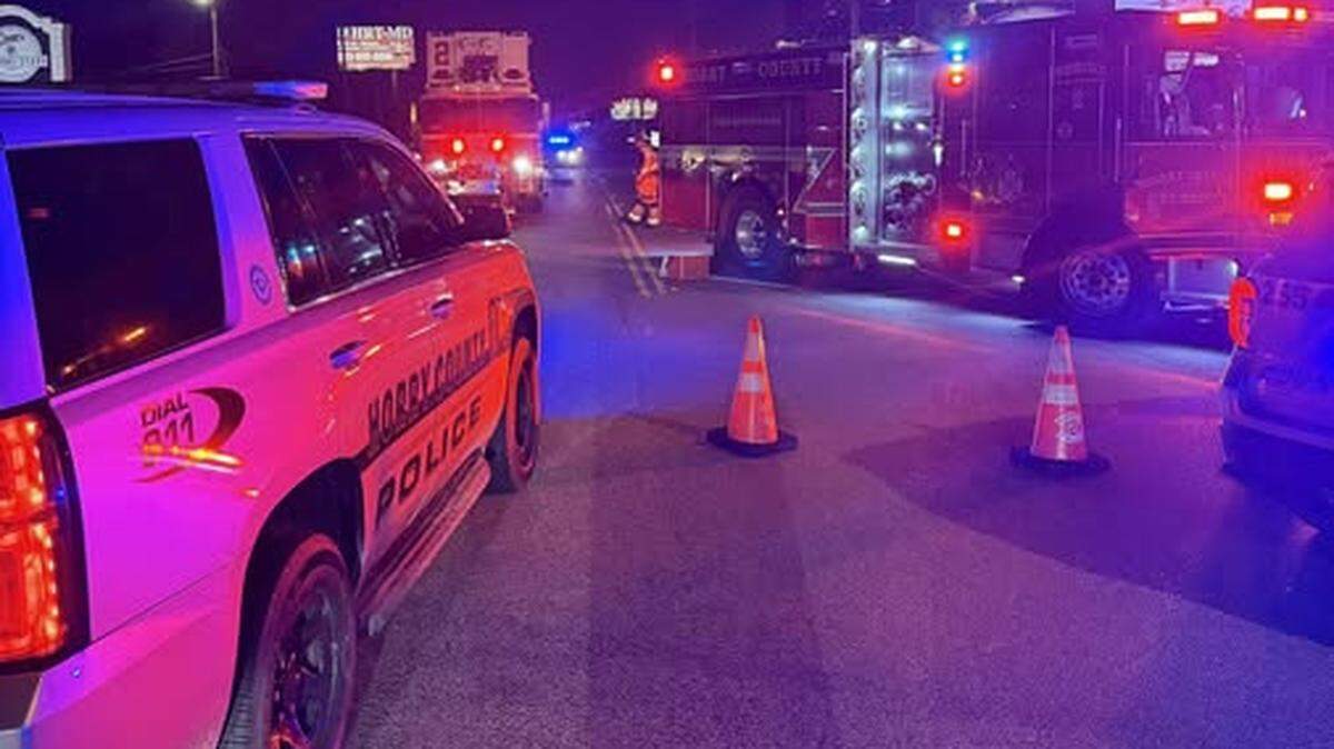 An Ocean Isle Beach man died in a motorcycle crash in Little River on Friday.