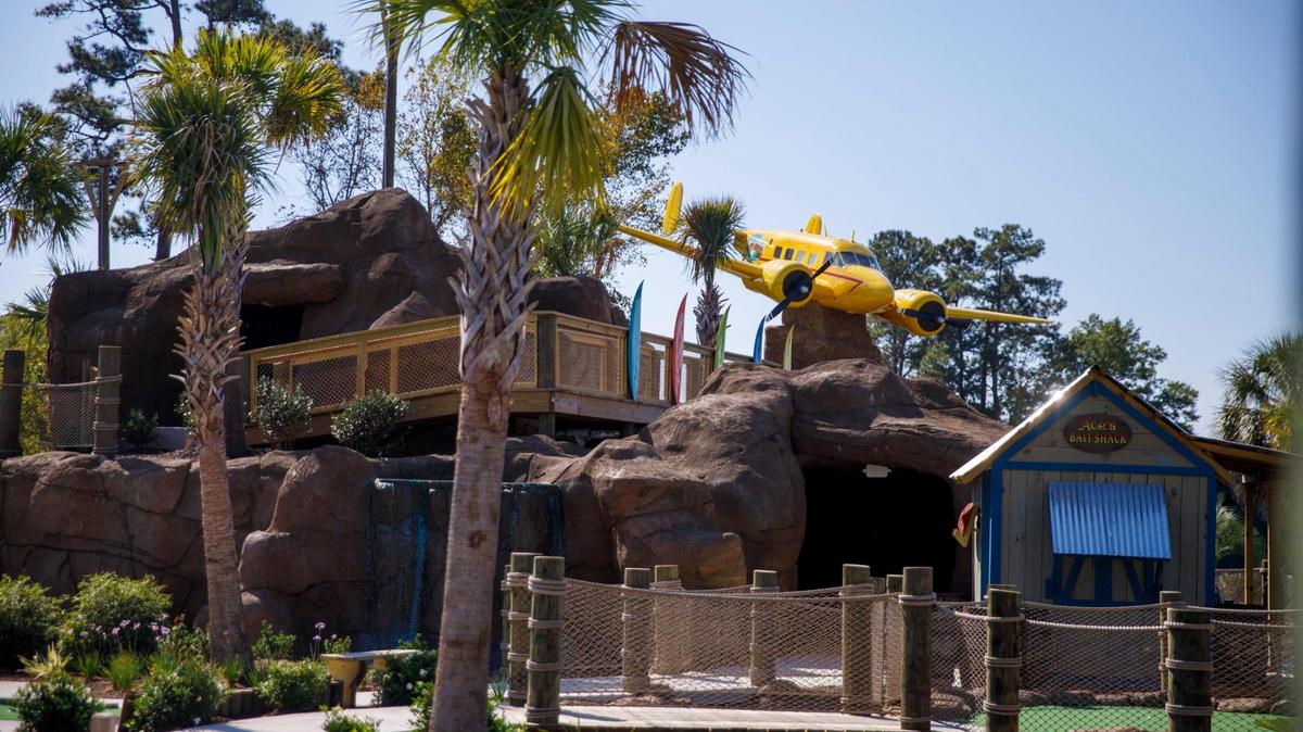 Muligan’s Lagoon Arcade and Putt has opened in the Surfside Beach area. The entertainment complex features mini-golf and arcade games. Oct. 24, 2024.
