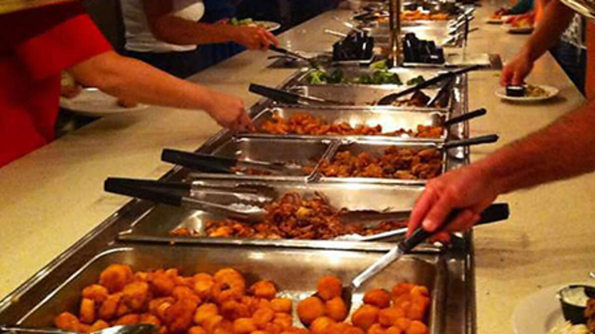 The Captain George’s Seafood Restaurant buffet features seafood dishes like crab, fish, shrimp, shellfish and more.