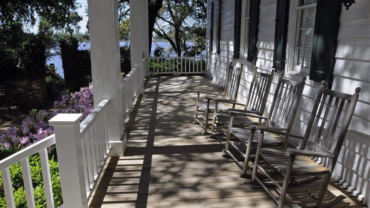 The Kaminski House Museum, 1003 Front St., Georgetown. will host “Sunset Lodge,” with Rebecca T. Godwin, author of novel “Keeper of the House,” a benefit on Thursday, Oct. 5 (rain date: Oct. 12) – cocktail hour 6 p.m, presentation 7 p.mBuy tickets at  843-546-7706 or kaminskimuseum.org.