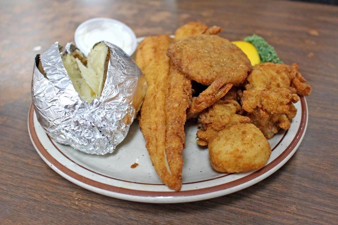Hoskins’ seafood platter