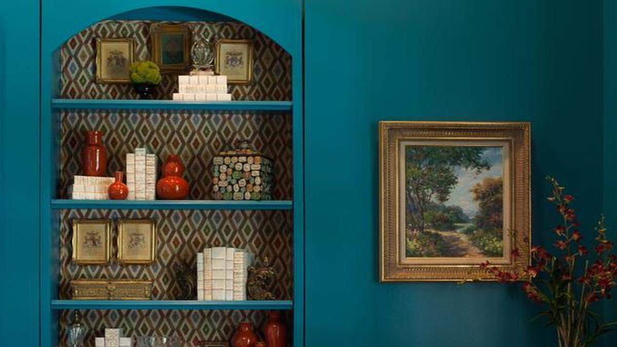 
Display family treasures on built-in shelves to showcase your heritage, while personalizing the space by adding collections and objects that are important to you.
