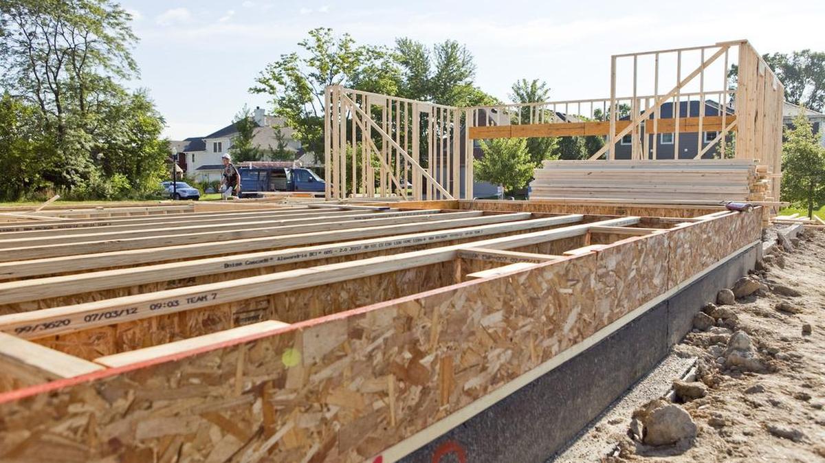 To discourage delays, plan to meet weekly with your home contractor at the job site.