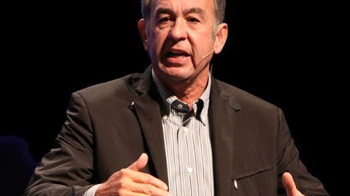 Dr. Charles Lowery
