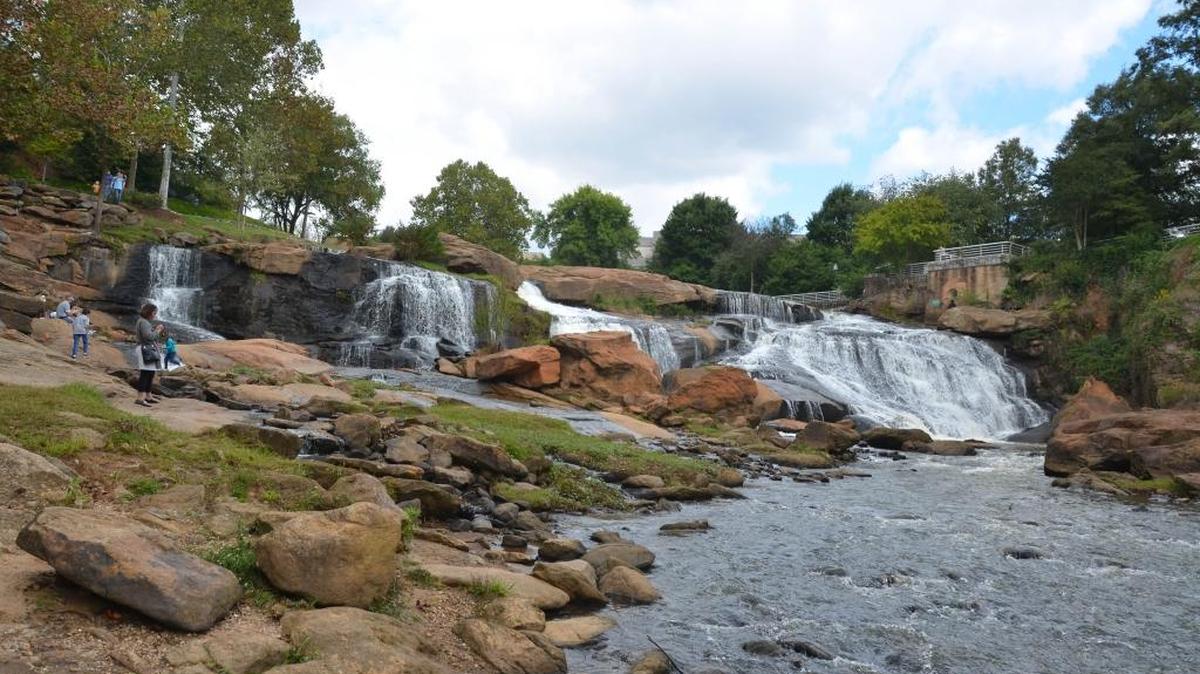 
Falls Park in downtown Greenville
