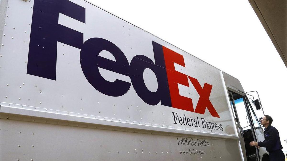 Unlike Santa Claus, Federal Express conceded it won’t be able to make all its scheduled deliveries on Christmas Eve.