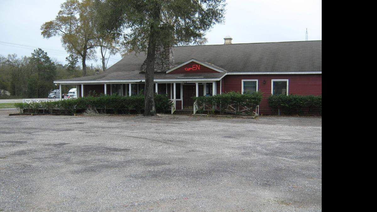 
This Murrells Inlet restaurant was one of the properties sold at auction.
