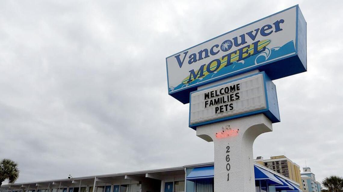Woman cuts trip to Myrtle Beach short after motel had bed bugs, lawsuit says