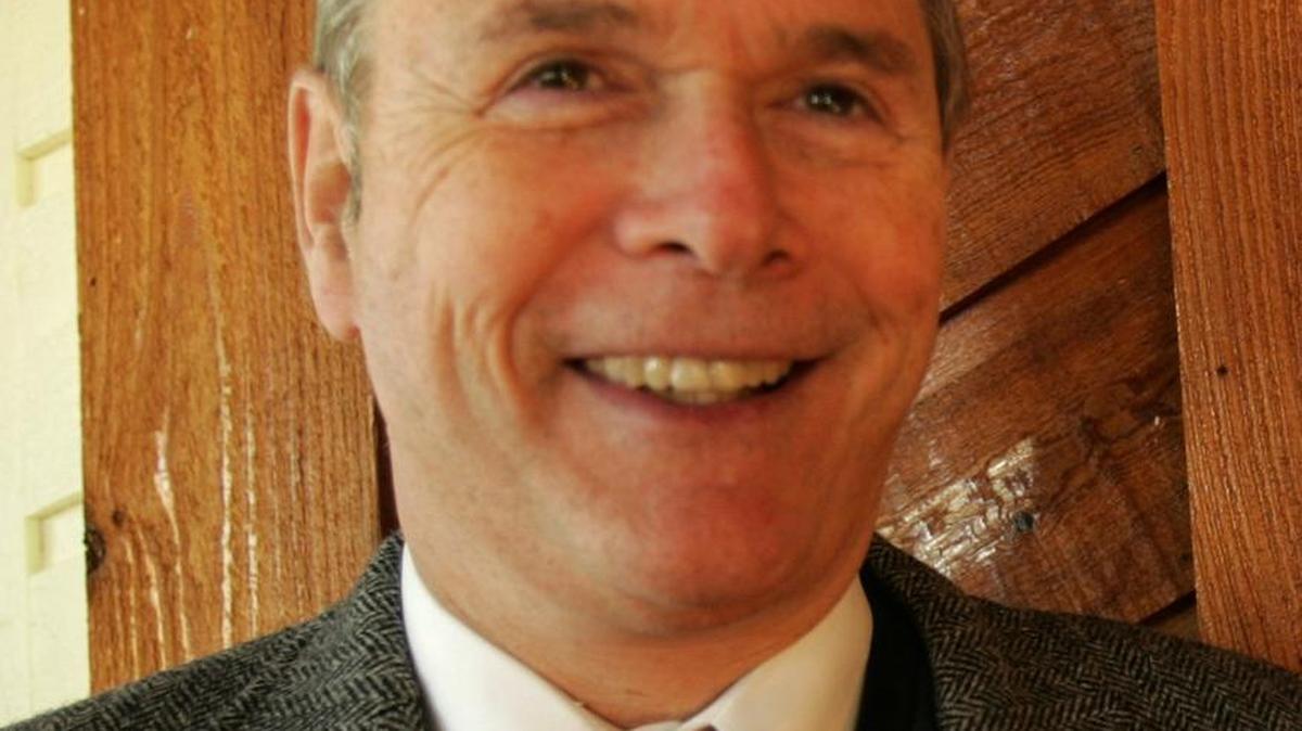 
S.C. Sen. Ray Cleary, R-Murrells Inlet, said Wednesday he would not be seeking a fourth term in 2016, and plans to focus more on his dental practice and family.
 

