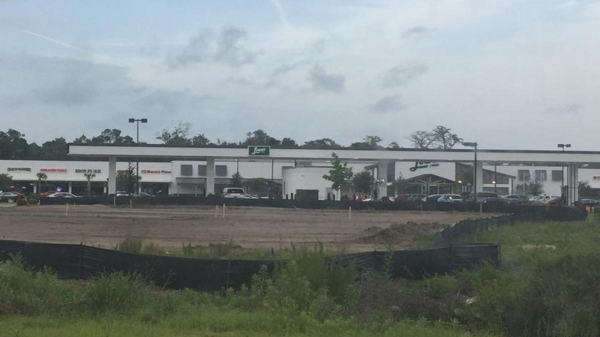 Creek Dental Care going in along International Drive.