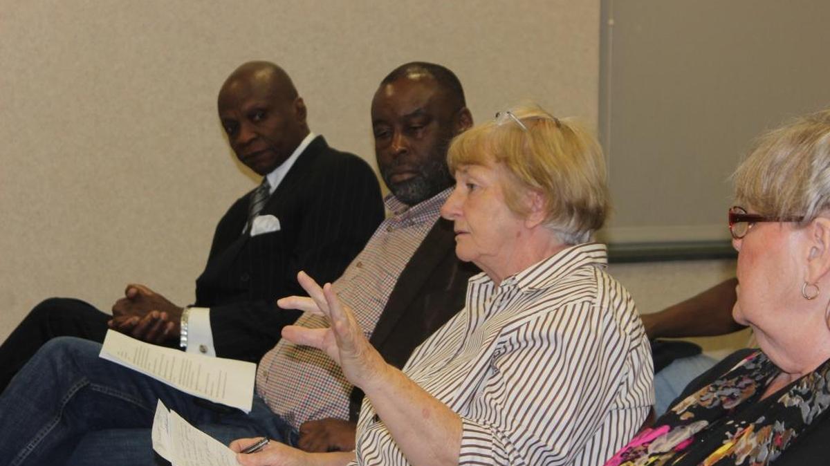 Pam Walker speaks at a Nov. 29 community meeting to discuss the Georgetown Branch of the NAACP’s concerns about ensuring a 1990s consent decree between Georgetown and the U.S. Justice Department is followed.