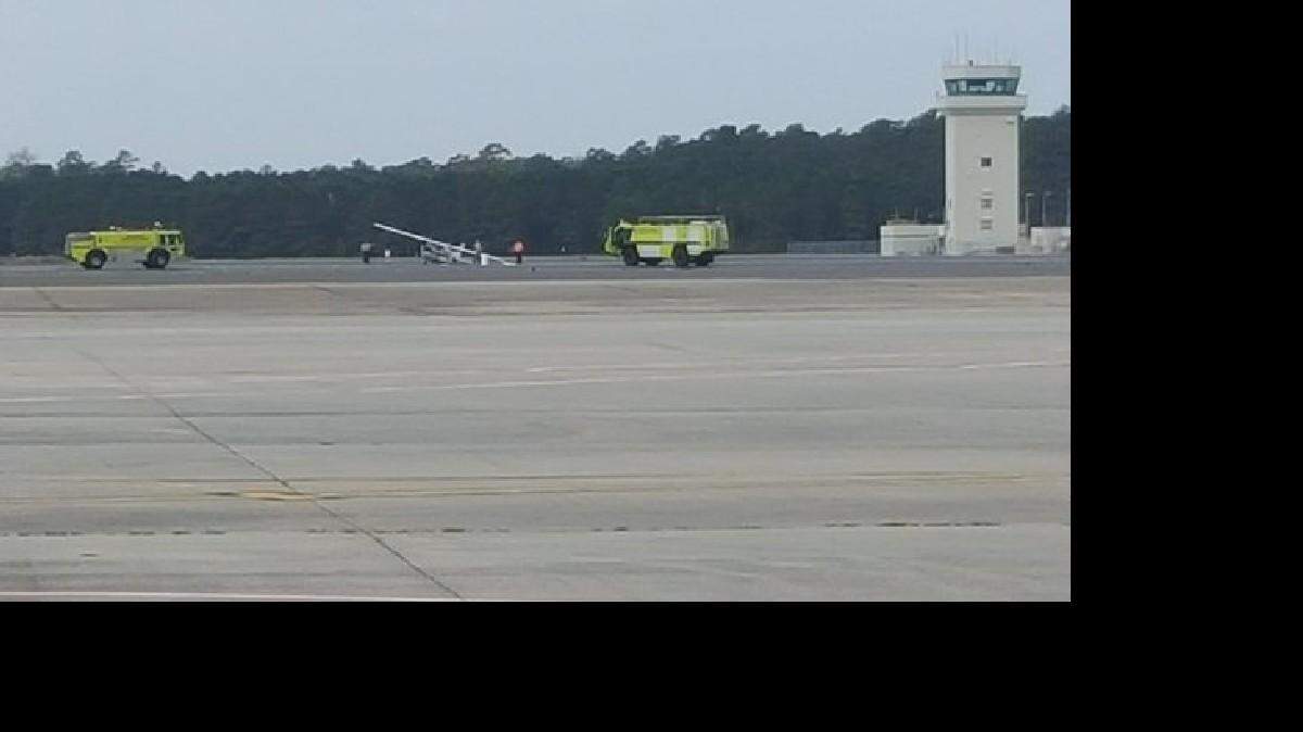 Small plane lands at MYR after losing electrical power


