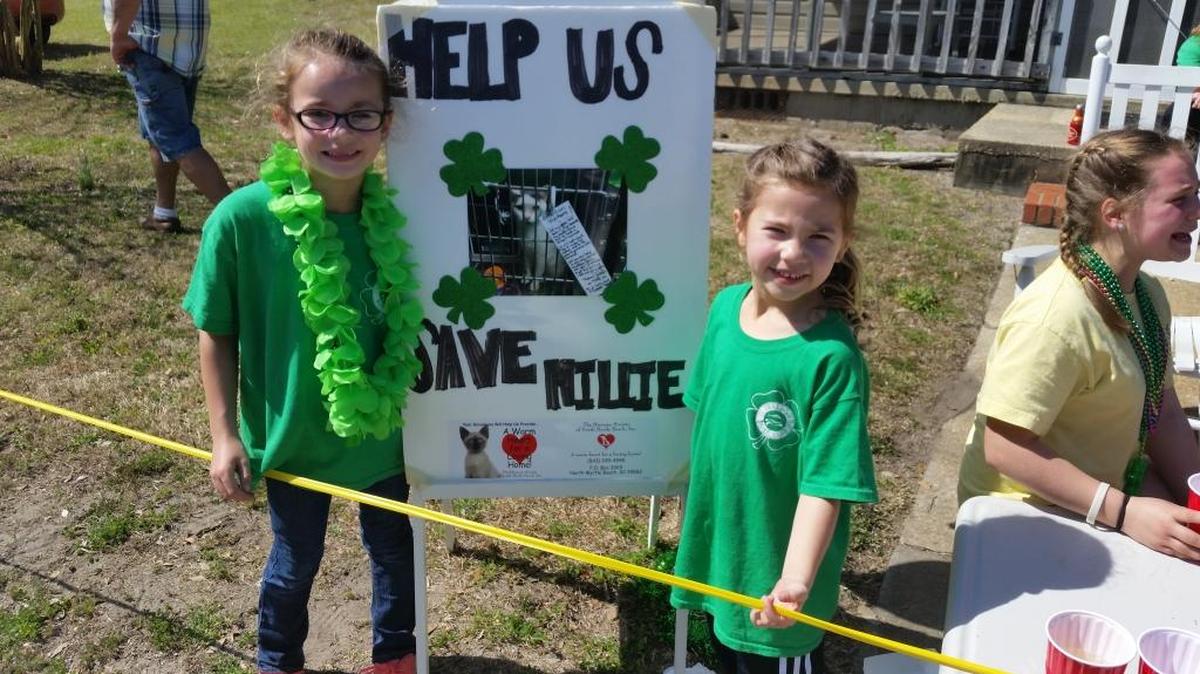 Ellory and Avery raised funds for Millie of the North Myrtle Beach Shelter.