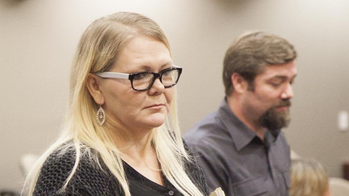 Tammy and Sidney Moorer enter court in Conway on Monday for pre-trial motions on charges of obstruction of justice related to the case of Heather Elvis, who has been missing since Dec. 18, 2013.