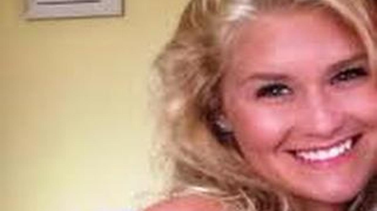 
Dakota Arndt is missing. Anyone with information as to her whereabouts is asked to call the North Myrtle Beach Department of Public Safety at 280-5511. 
