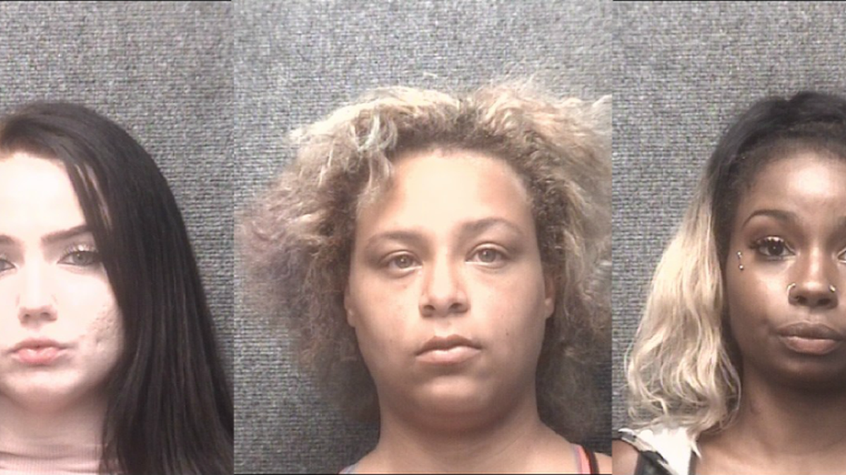 Left to right : Devinee Kathryn Boyle, 22, Tawanna Mickens, 22, Anjuma Inubia Nesanet, 19
