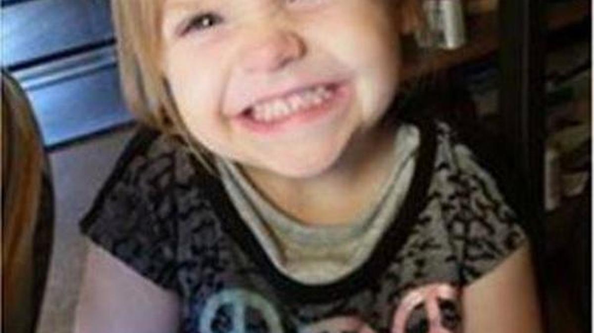 
Police looking for 2-year-old Brooklyn Carter

