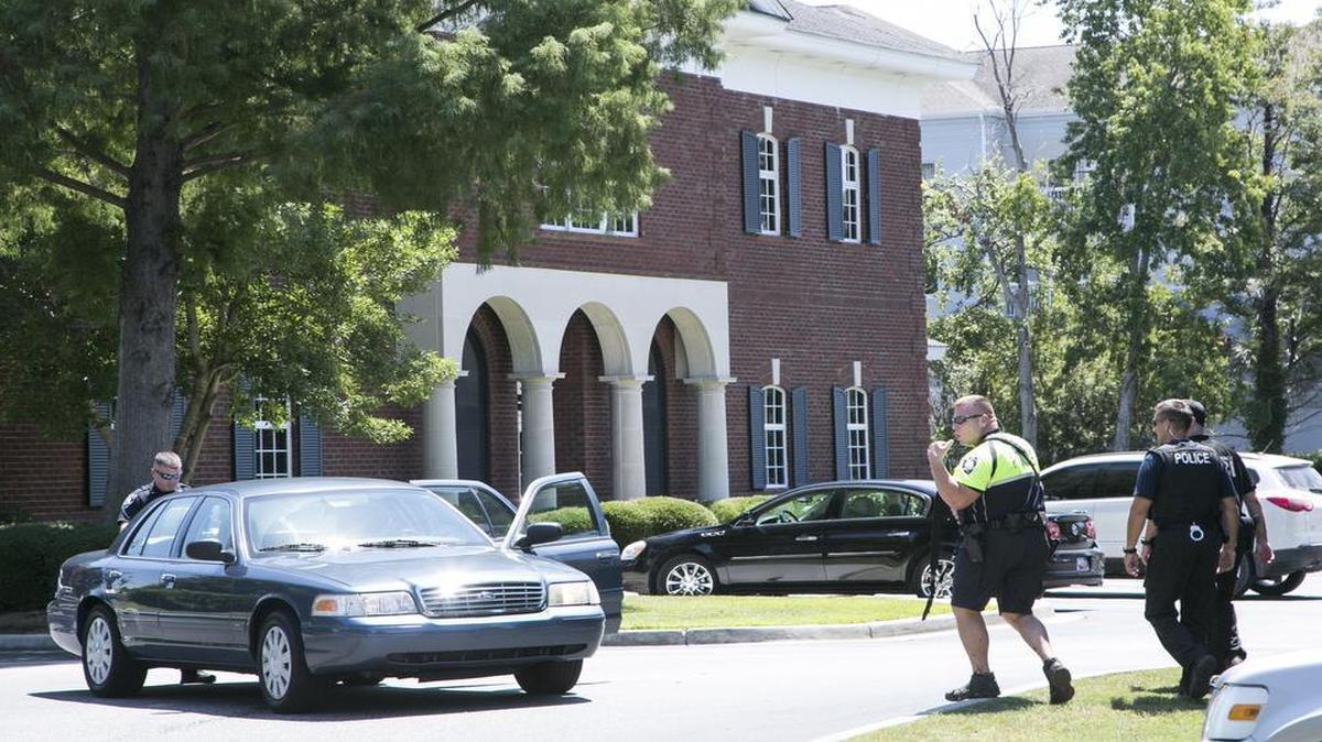 
Officers respond to a reported bank robbery at Conway National Bank on 21st Avenue and are searching the surrounding neighborhoods for a suspect that fled on foot.
