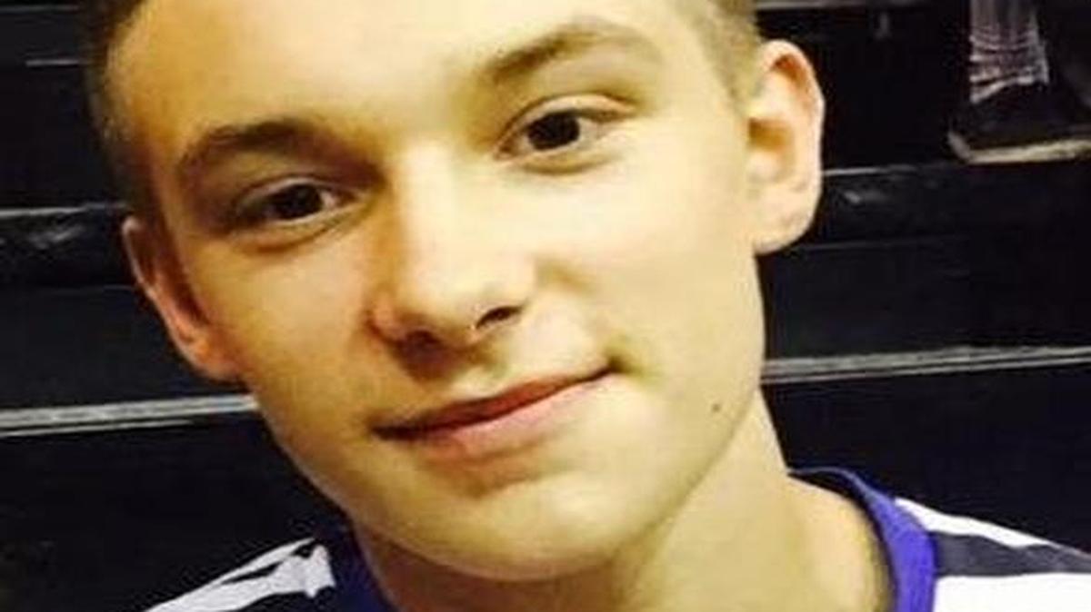 
Joshua Greer, a foster care teen who has ADHD, was recently reported missing. Anyone with information in regards to this case is asked to text "TIP NMBDPS" followed by your message, to 888777. 
