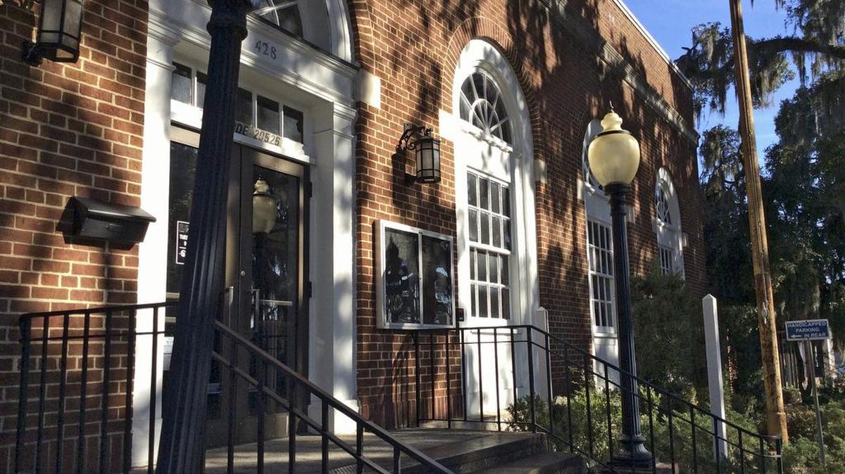 Conway City Council members have scrapped plans for converting the former Horry County Museum building into a civic center.