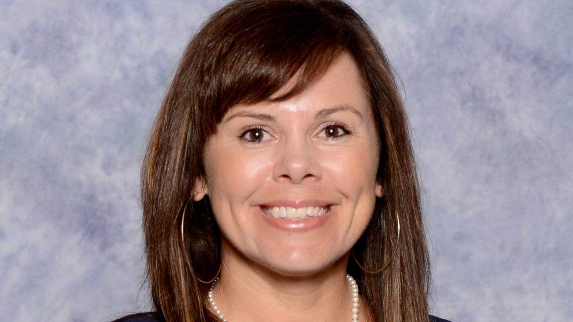 Aynor High School educator wins 2024 South Carolina Teacher of the Year award