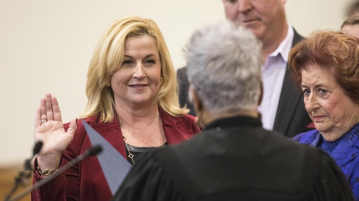 Councilwoman Jackie Vereen is sworn in on Myrtle Beach City Council on Tuesday. Newly elected council members Brenda Bethune (Mayor), Greg Smith, Mike Lowder and Jackie Vereen were sworn in prior to the first council meeting of the new year on Tuesday, Jan. 9, 2018.
