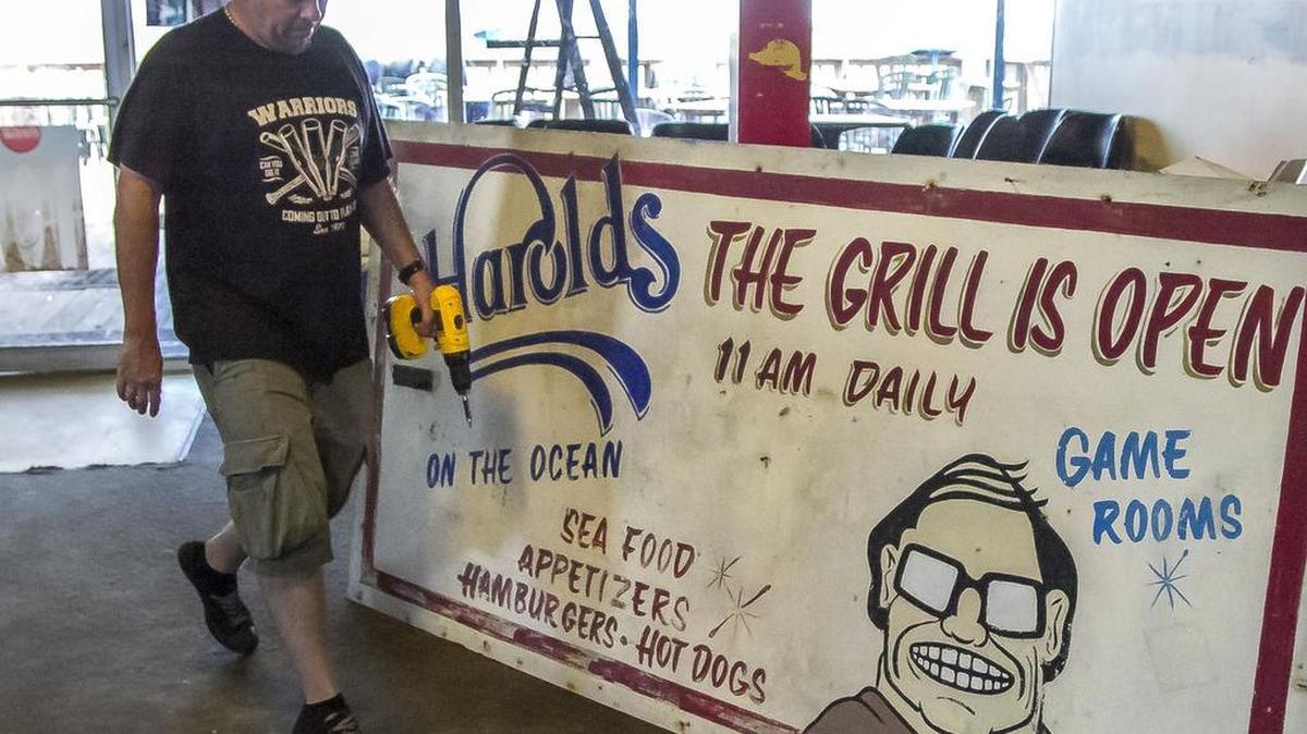
Derek Goodwin, former employer from Baltimore returned to assist in closing of Harold's on the Ocean. Harold's on the Ocean closed Monday after establishing itself as a local hang-out in the Cherry Grove community for 35 years.
