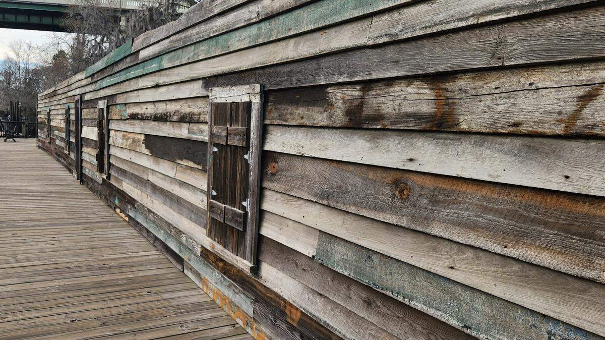 A vacant building along Conway’s Riverwalk is primed for development to build out the town’s retail and commercial district, officials announced on Jan. 17, 2023.
