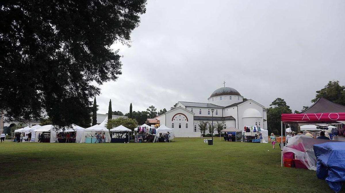 
In addition to food, there's music, dancing, vendors and church tours. 
