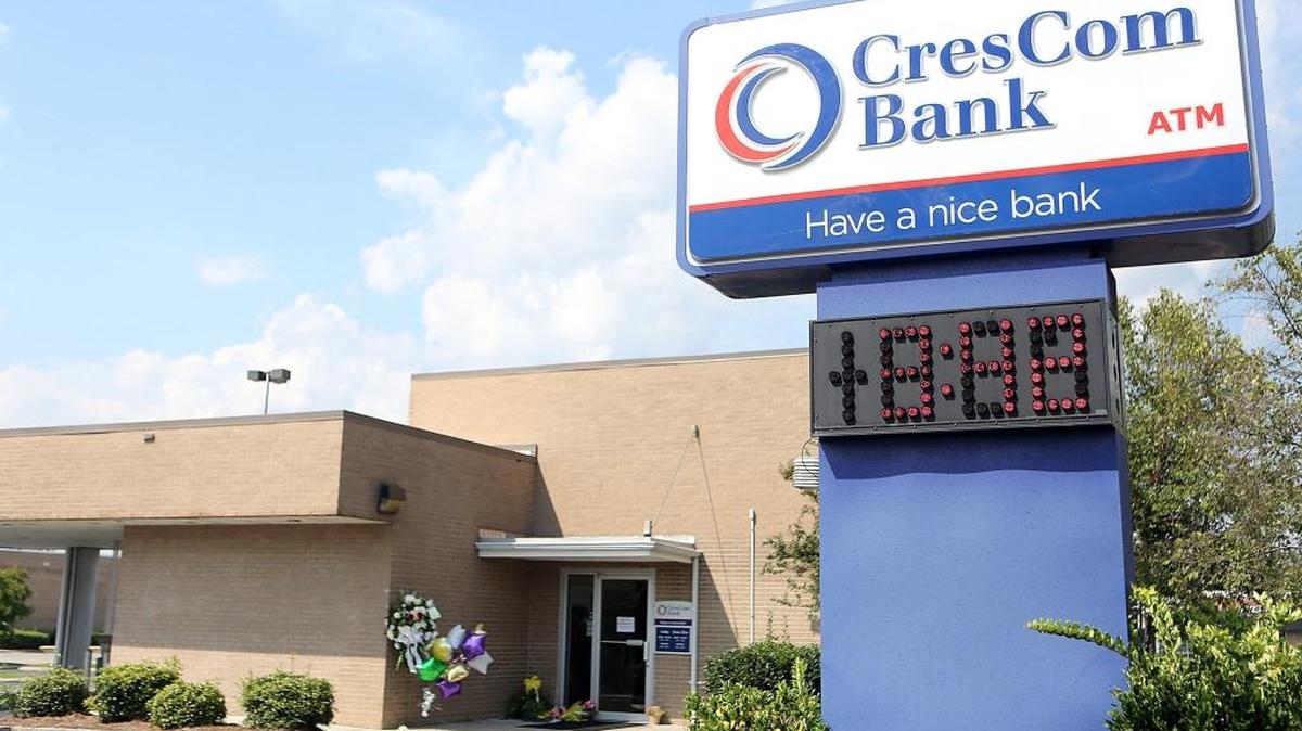 The CresCom Bank off 16th Avenue in Conway is closed on Wednesday, Aug. 23, 2017, with a sign posted that reads, “Closed until further notice. Thank you for the prayers for the families!” Two bank employees were killed in a robbery at the bank on Monday. The victims are Kathryn “Katie” Davis Skeen, 36, and Donna Major, 59. The suspect in the robbery, Brandon Michael Council, has been arrested in Greenville, N.C., and faces two counts of murder, among several other charges. He is also wanted for felony common law robbery after a bank robbery in Wilson on Aug. 10, 2017.